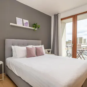 Vagabond Downtown Aparthotel